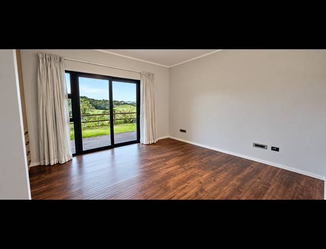 5 BEDROOM HOUSE FOR SALE IN SIMBITHI ECO ESTATE